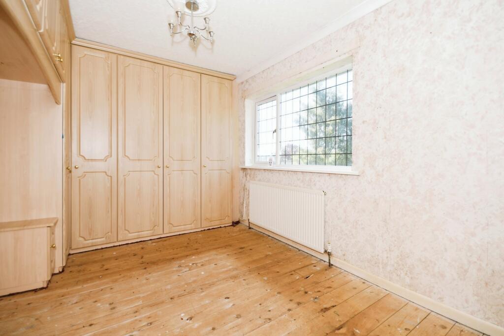 2 bed Semi-Detached