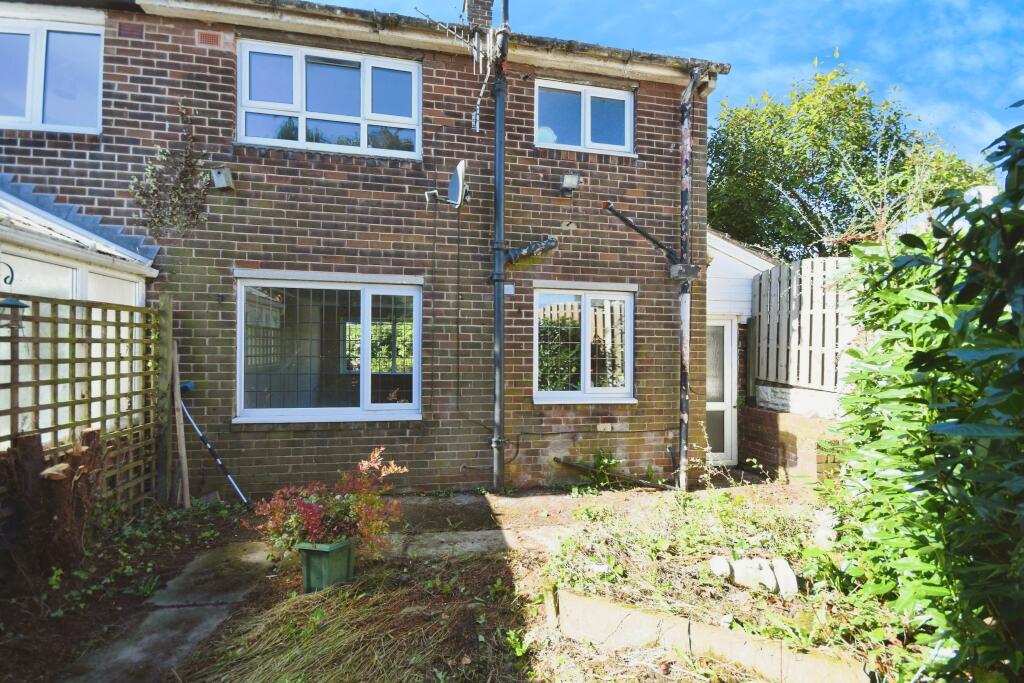 2 bed Semi-Detached