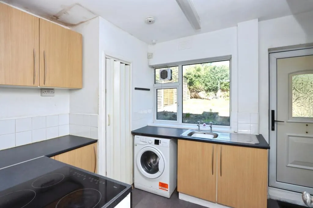 3 bed End of Terrace