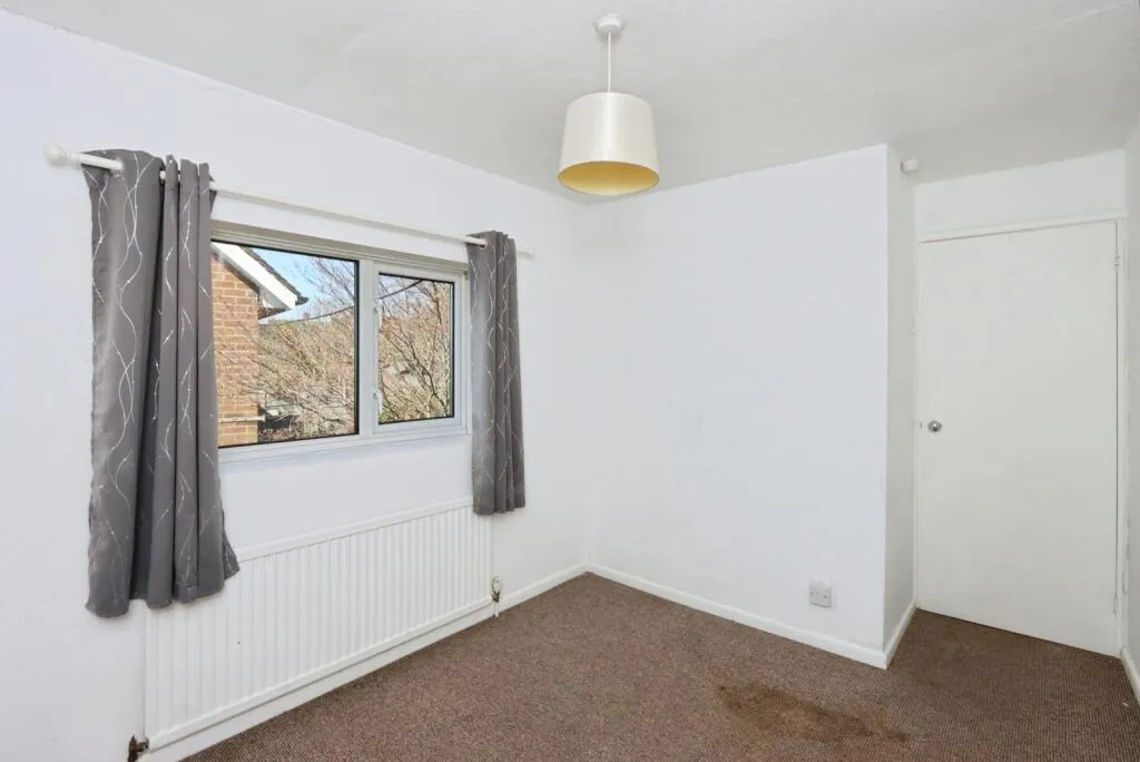3 bed End of Terrace