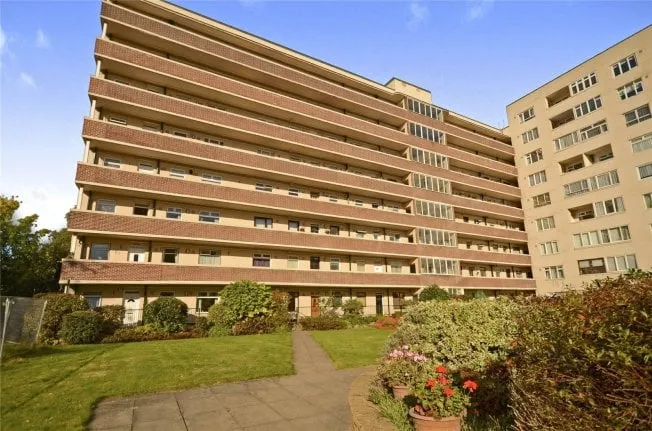 2 bedroom property for sale in Bradfield Road, Sheffield, South Yorkshire, S6 - Guide price £50,000