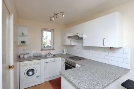 1 bed Maisonette