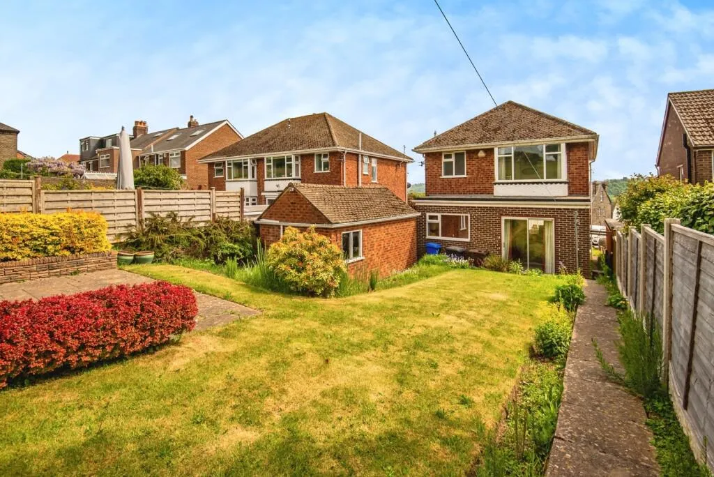 3 bed Detached