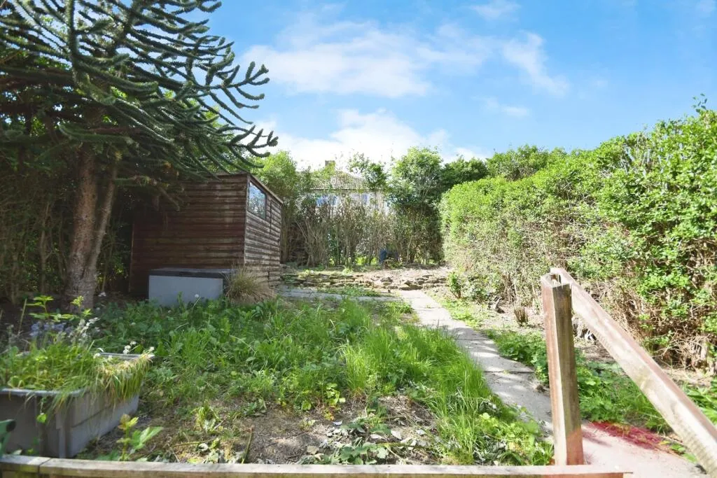 2 bed Semi-Detached