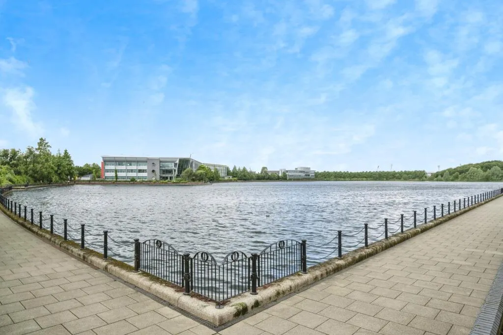 2 bed Apartment