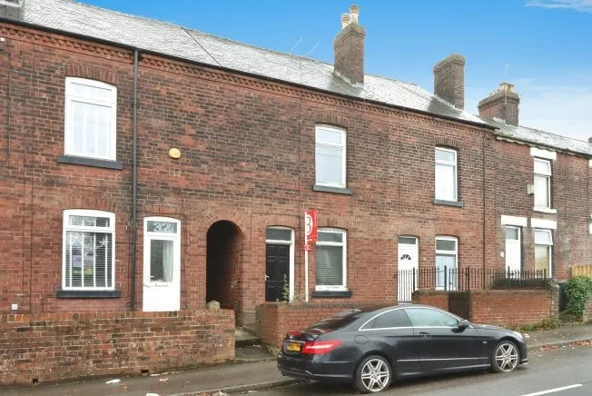 3 bedroom property for sale in Woodhouse Road, Sheffield, South Yorkshire, S12 - Offers in excess of £90,000