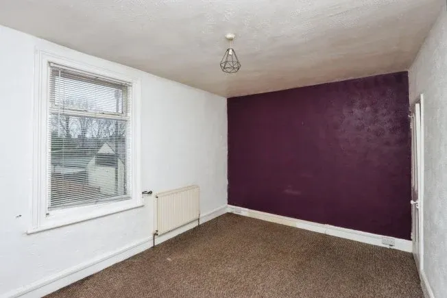 3 bedroom property for sale in Woodhouse Road, Sheffield, South Yorkshire, S12 - Offers in excess of £90,000