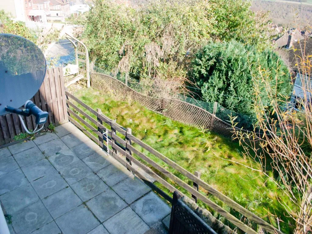 3 bed End of Terrace