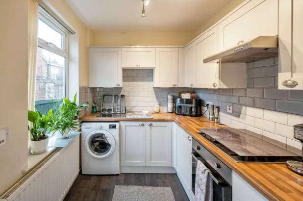 2 bed End of Terrace