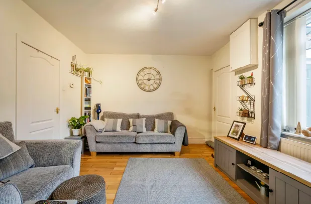 2 bed End of Terrace