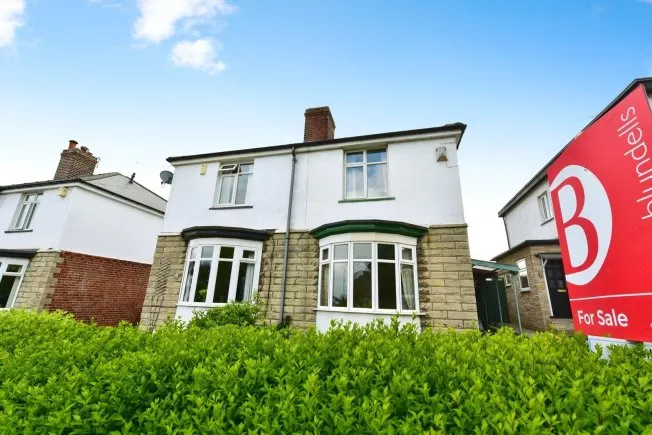 3 bedroom property for sale in Worrall Road, Sheffield, South Yorkshire, S6 - Guide price £190,000