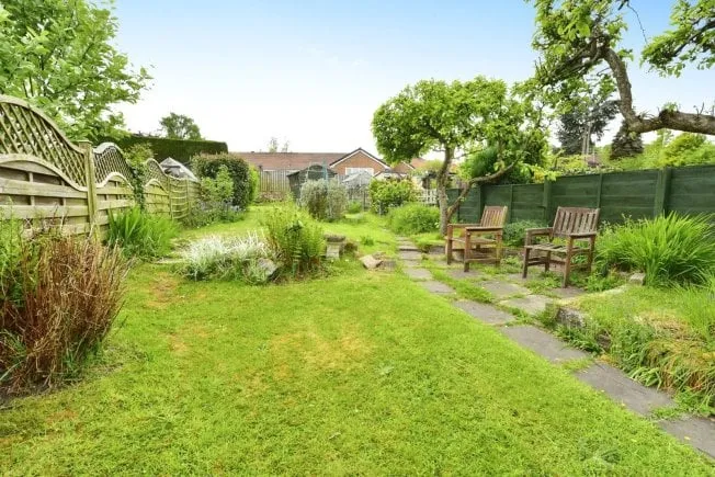 3 bedroom property for sale in Worrall Road, Sheffield, South Yorkshire, S6 - Guide price £190,000