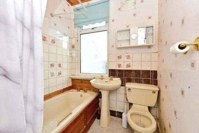 3 bedroom property for sale in Worrall Road, Sheffield, South Yorkshire, S6 - Guide price £190,000