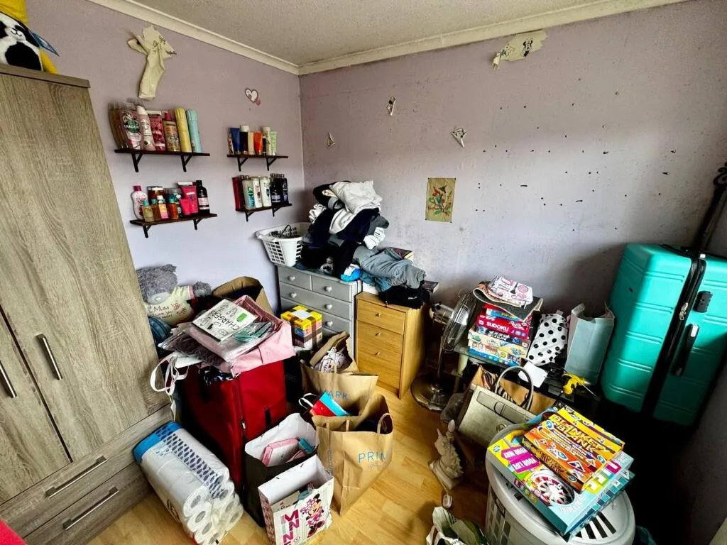 3 bed End of Terrace