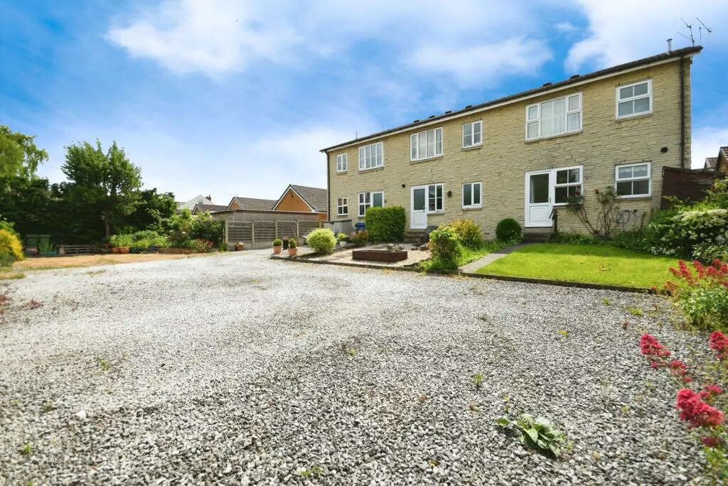 1 bed Apartment