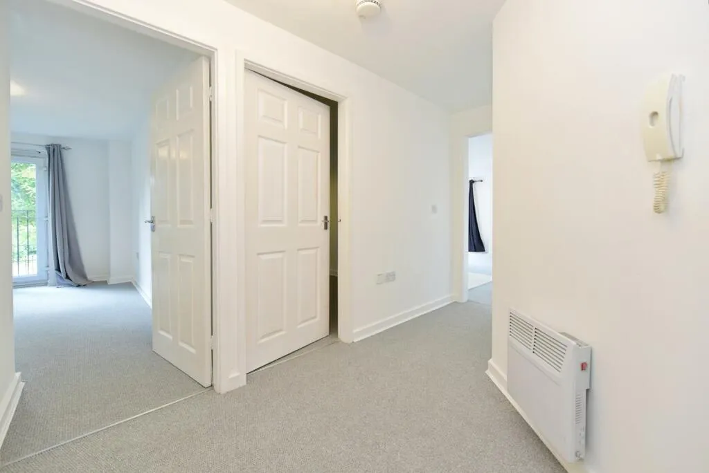 2 bed Apartment