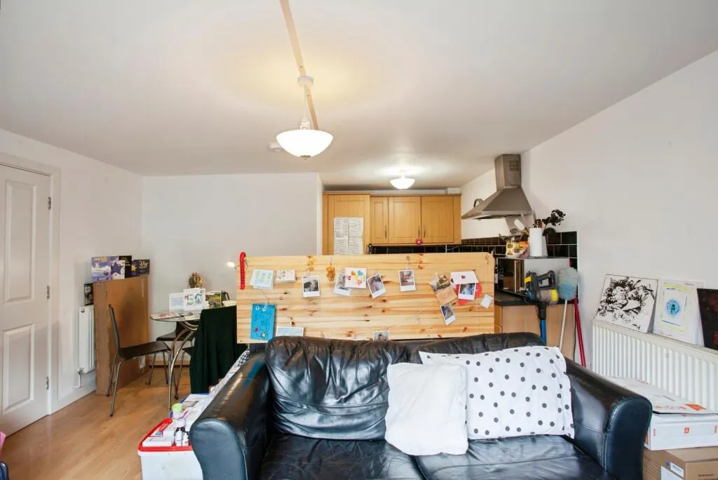2 bed Ground Flat