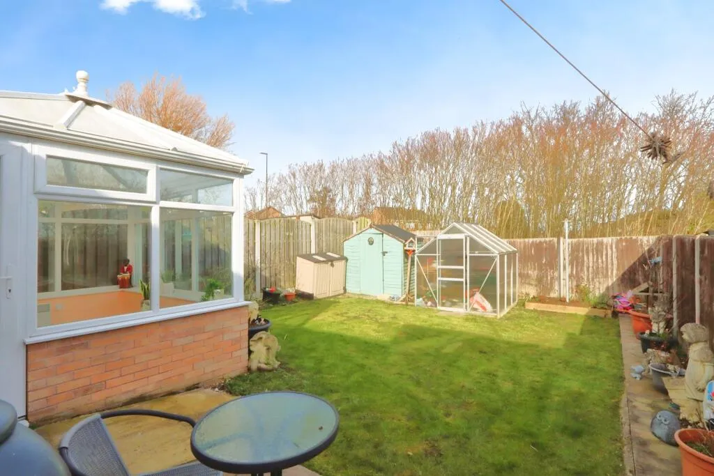 2 bed Semi-Detached Bungalow