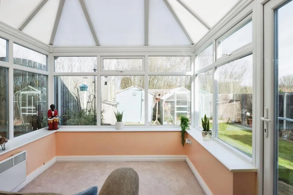 2 bed Semi-Detached Bungalow