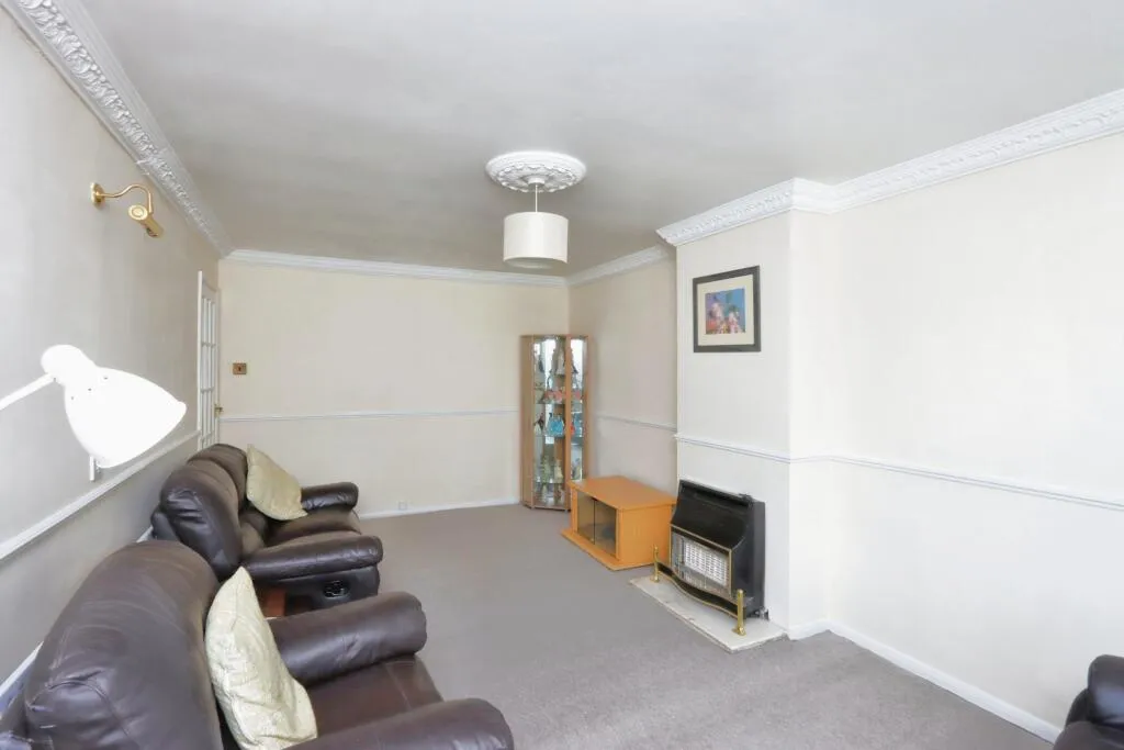 2 bed Semi-Detached Bungalow