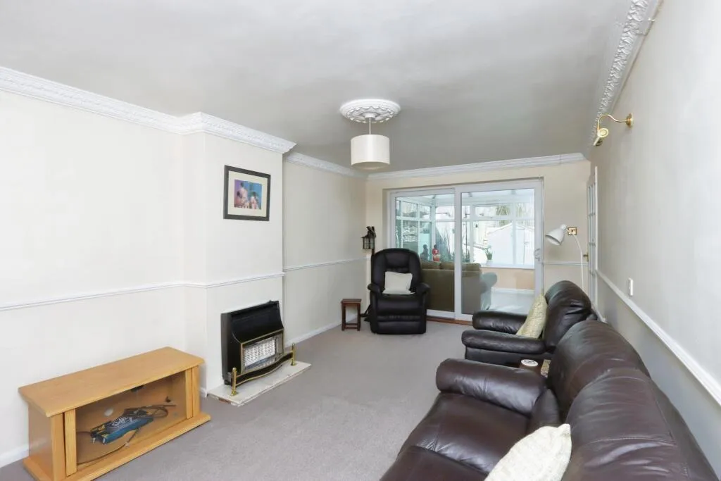 2 bed Semi-Detached Bungalow