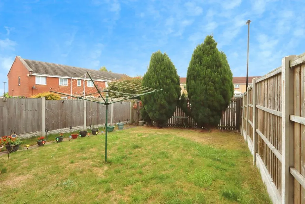2 bed Semi-Detached