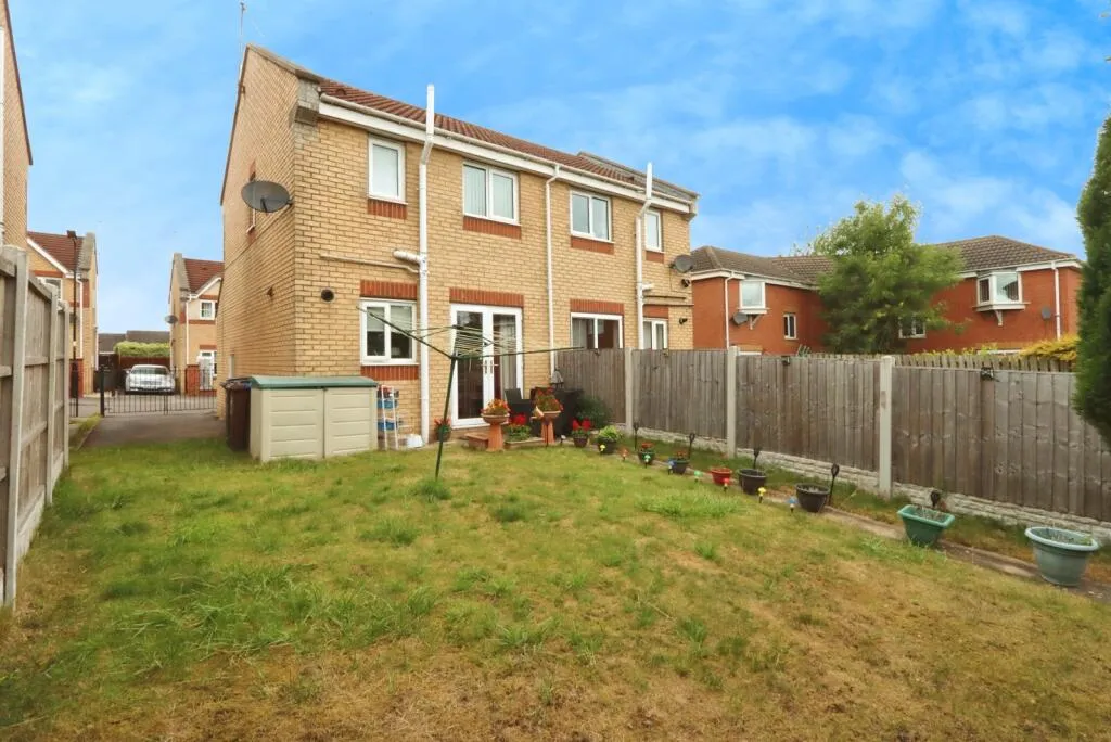 2 bed Semi-Detached
