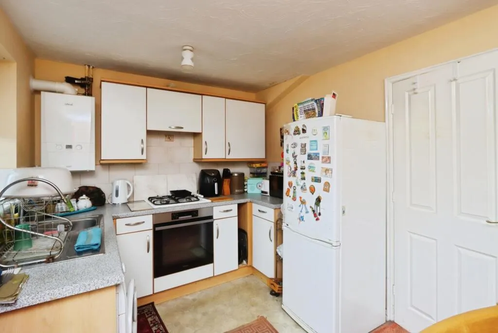 2 bed Semi-Detached