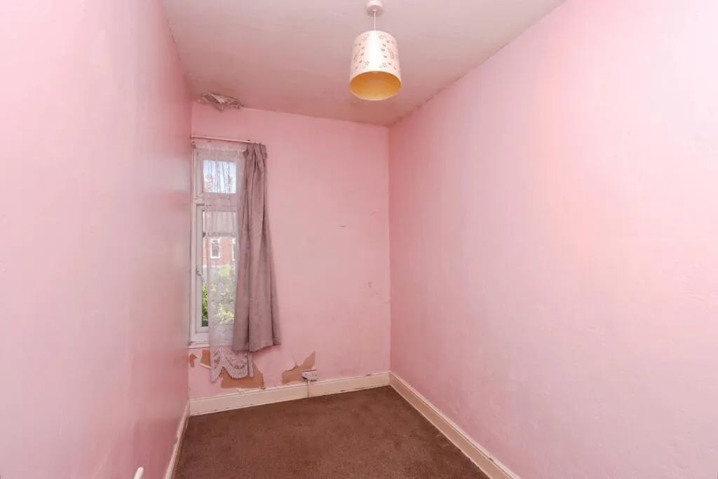 2 bed Terraced