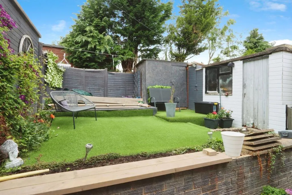 2 bed Town House