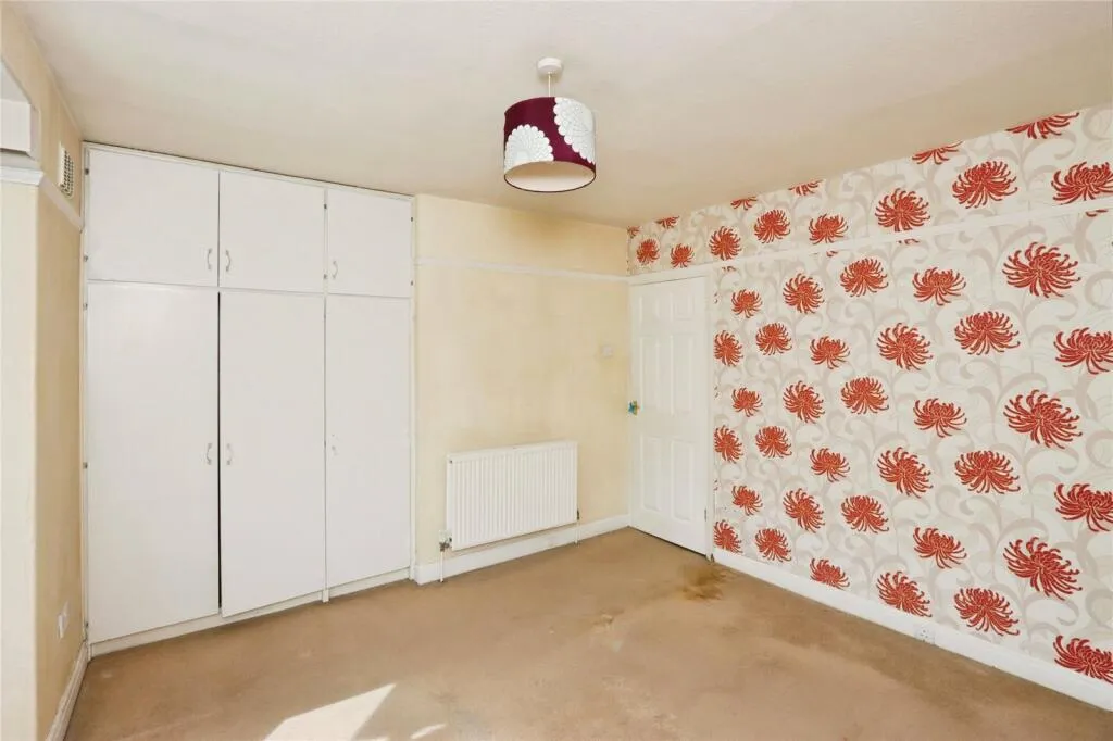 2 bed Semi-Detached