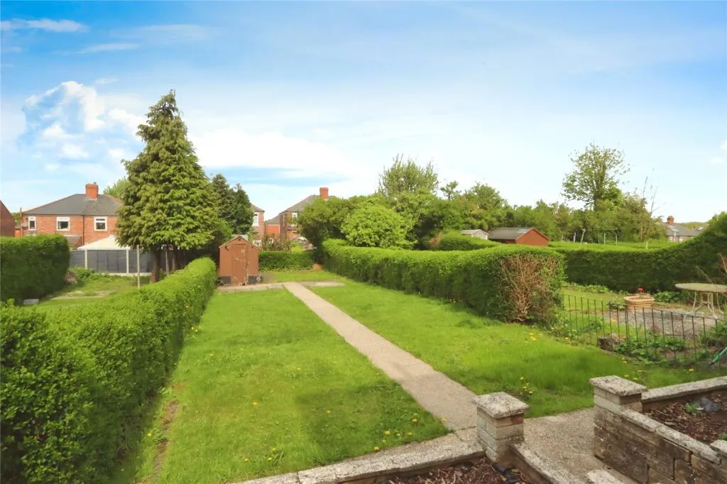 2 bed Semi-Detached
