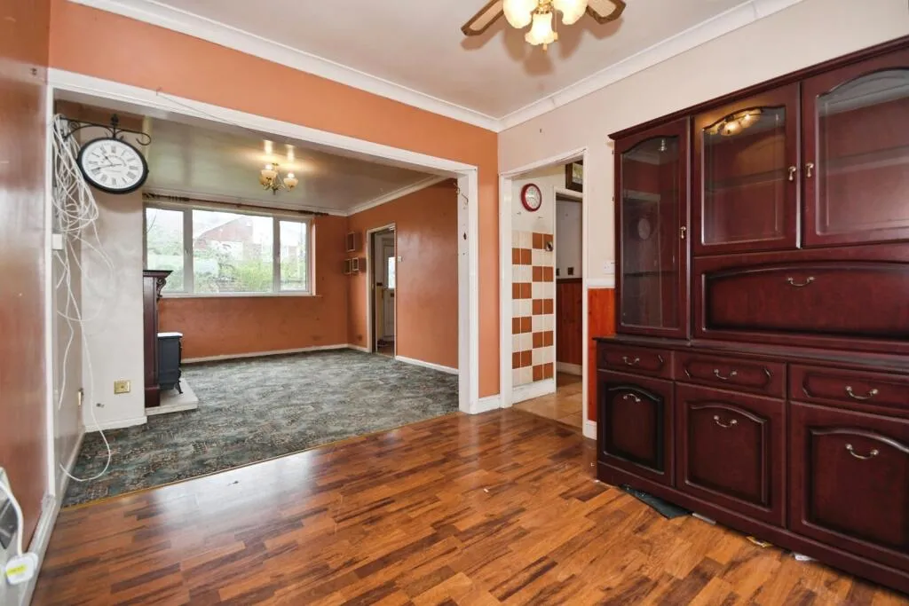 3 bed Semi-Detached