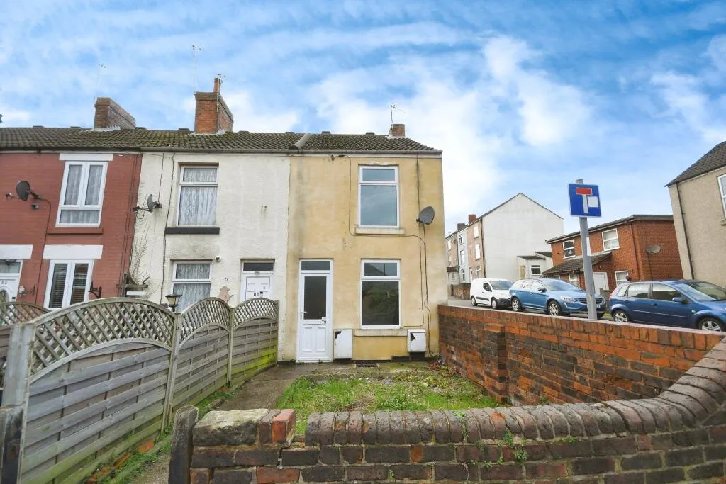 2 bed End of Terrace