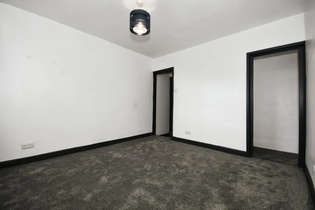 2 bed End of Terrace