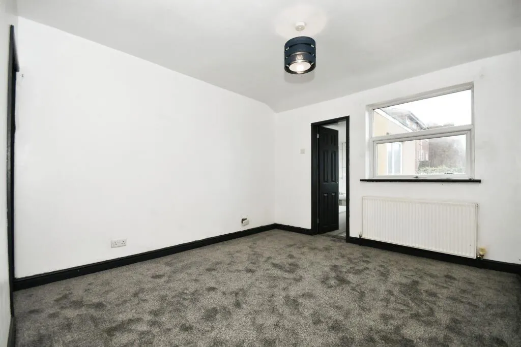 2 bed End of Terrace