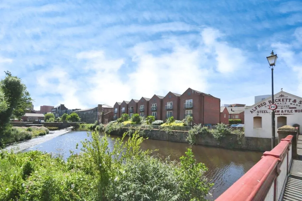 2 bed Apartment
