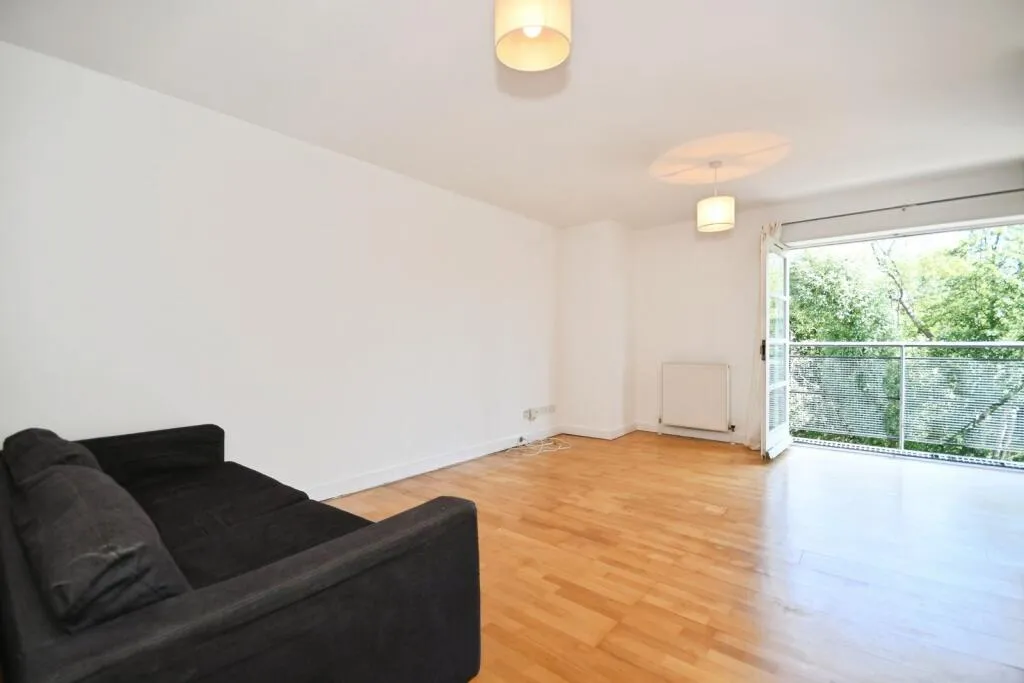 2 bed Apartment