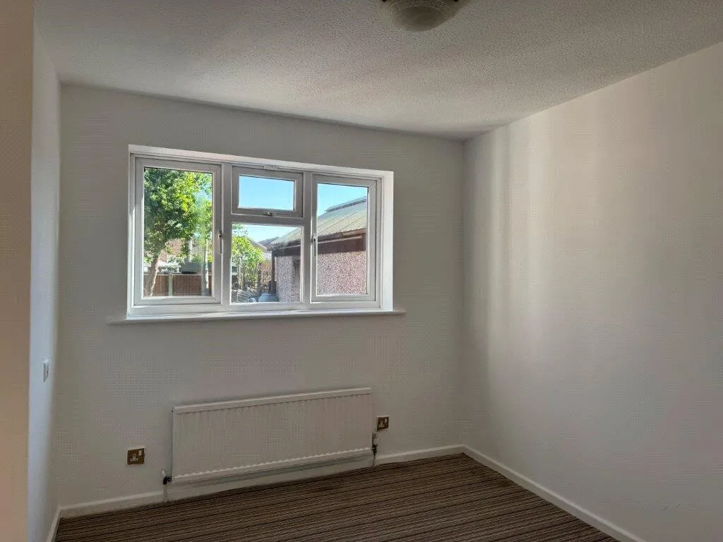 2 bed Detached Bungalow
