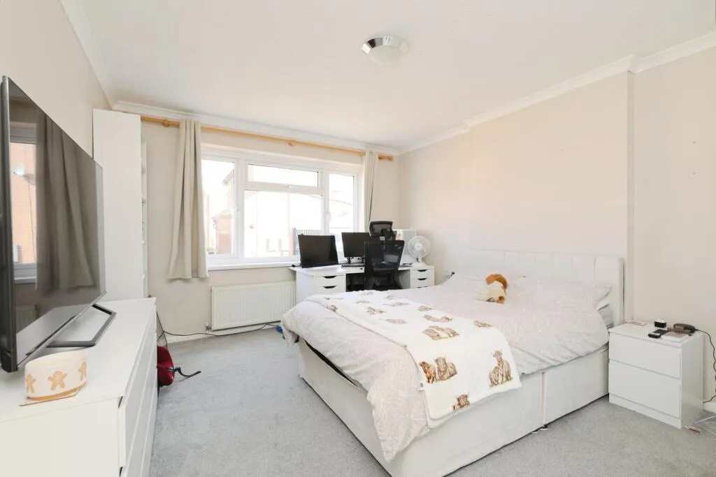 2 bed Detached Bungalow