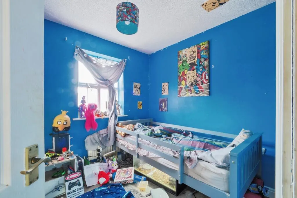 3 bed Terraced