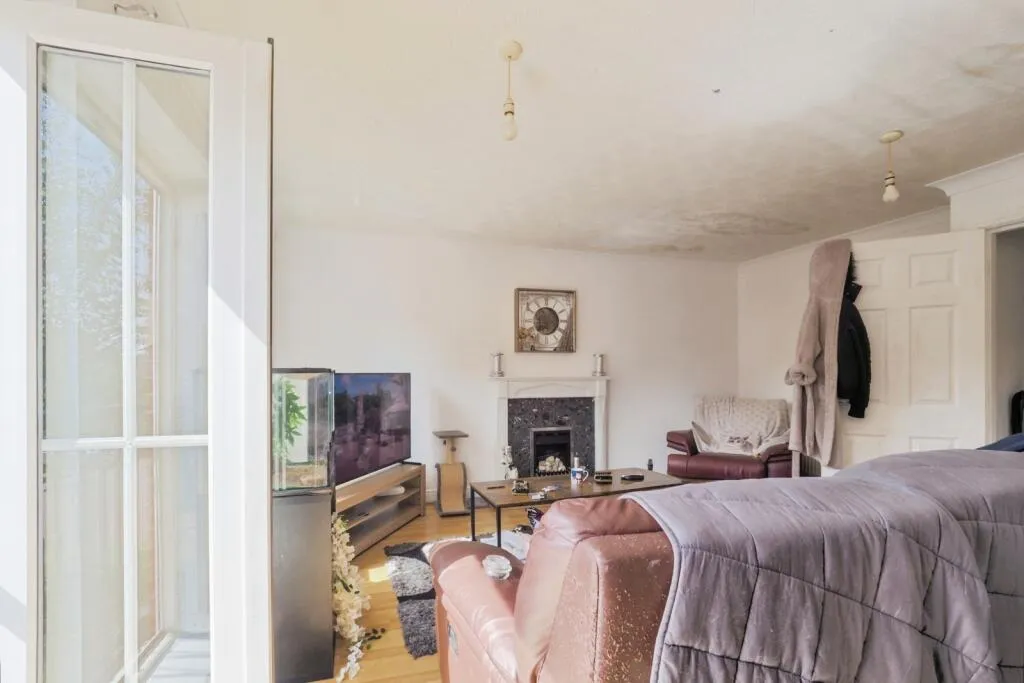 3 bed Terraced