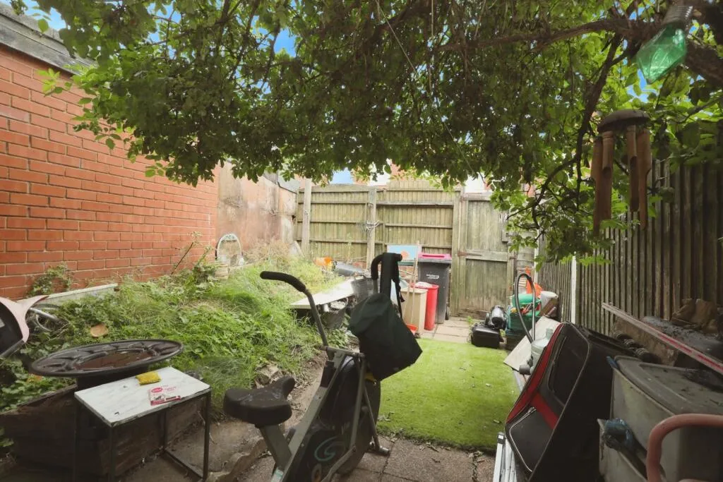 2 bed Terraced