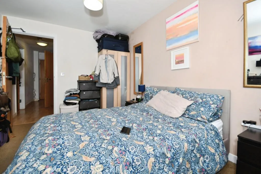 1 bed Apartment