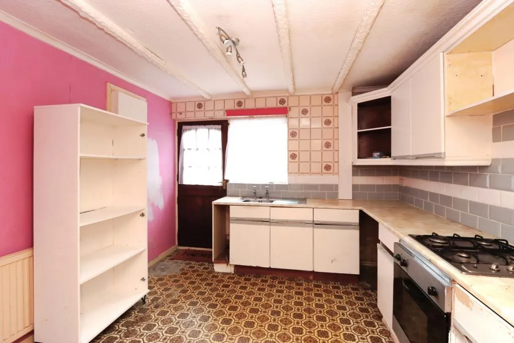 3 bed Terraced