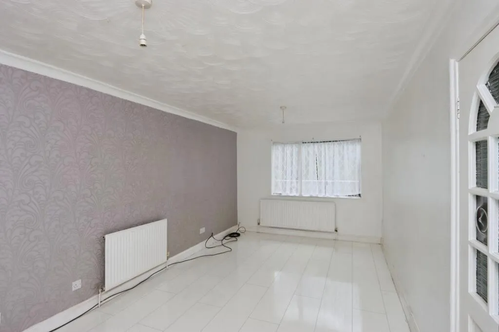 3 bed Terraced