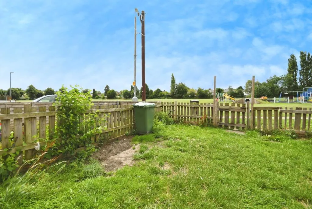 2 bed Terraced