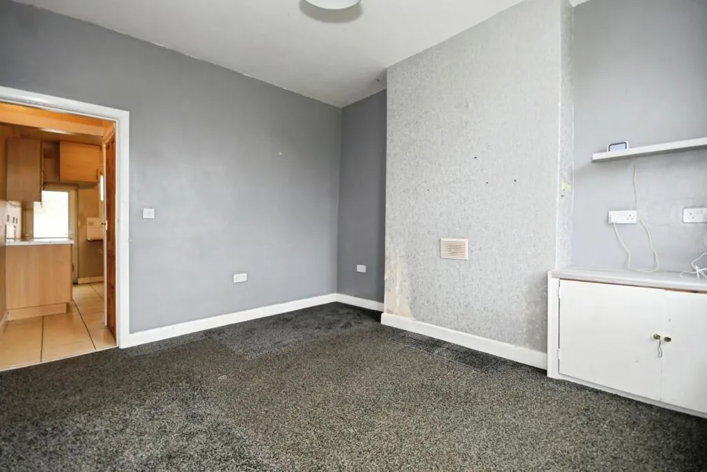 2 bed Terraced