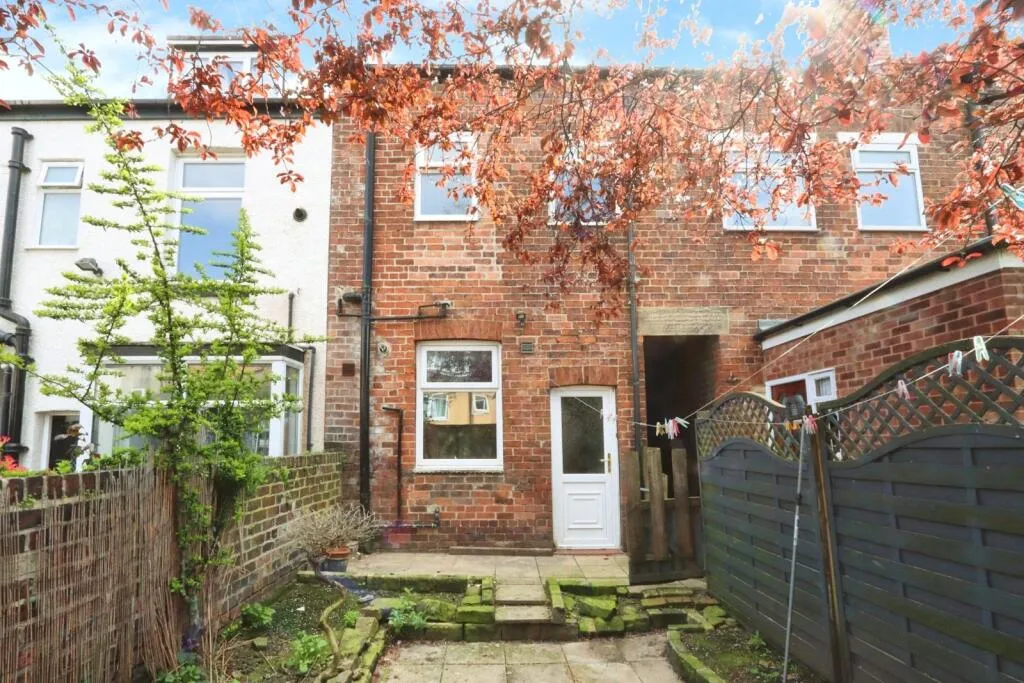 3 bed Terraced