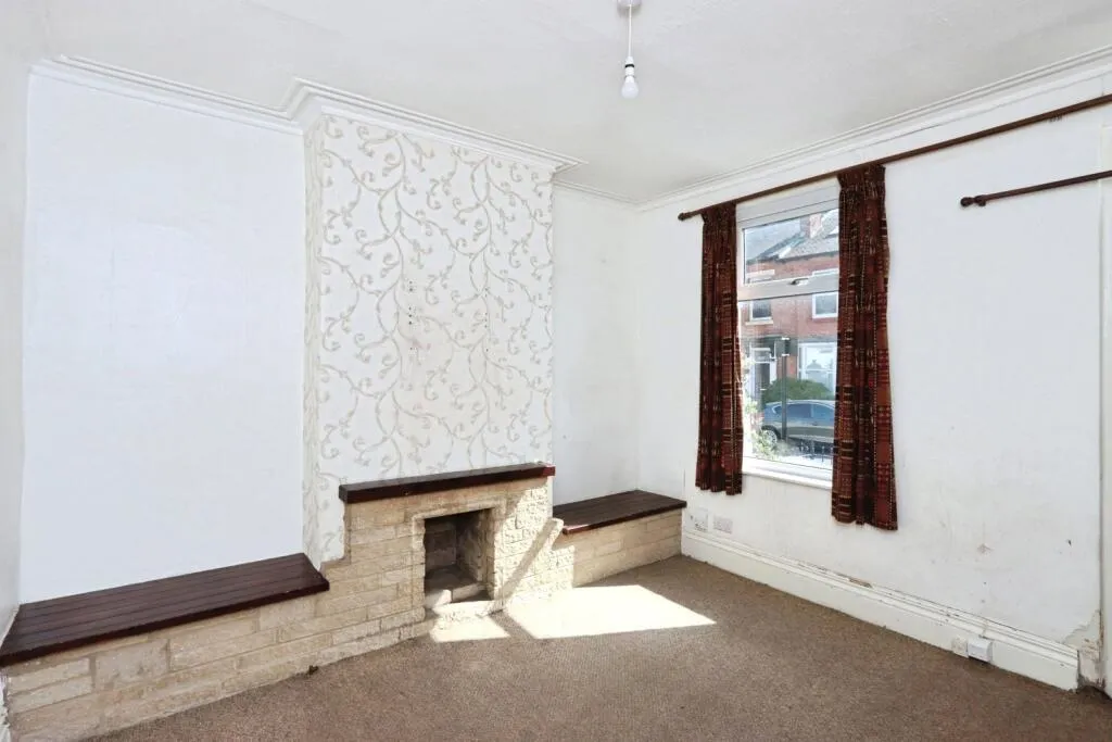 3 bed Terraced